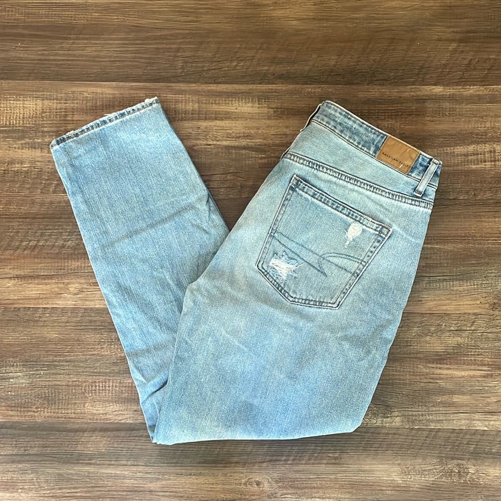 American Eagle Mom Jeans